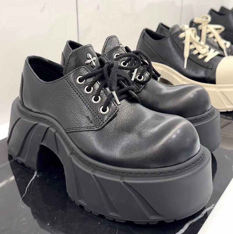 SK Phantom Ženske kožne tenisice s visokim petom, 6–8 cm visine peta, okrugla špička, vezanje, gumeni potplat