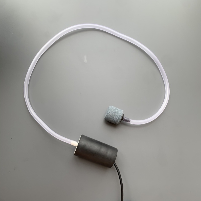 USB kompaktna oksigen pumpa za kućnu upotrebu, iznimno tiha, težina 68 g, nužno napajanje pri nestanku struje, pogodna za vanjsku aeraciju