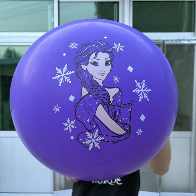Latex kuglasti balon s karikaturnim motivima: lubenica, jagoda i nogomet — bez logotipa
