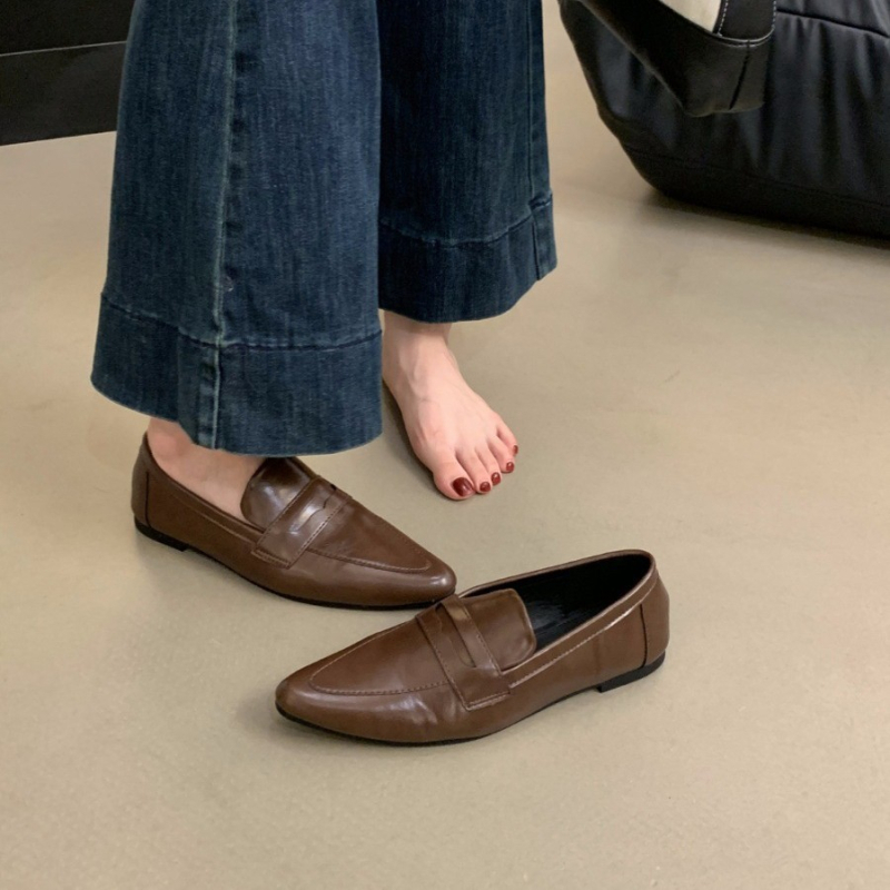 Ženske loaferice s oštrim vrhom, plosni potpetice, gornji dio od Super Fiber, ulošak od prirodne kože, slip-on, britanski stil