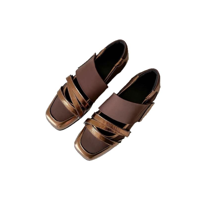 Ženske ploske cipele – kvadratni nos, gornji materijal mikrovlaknasta koža, unutarnji materijal od super vlakna, gumena tabanica, slip-on zatvarač, srednje visoka peta 3–5 cm