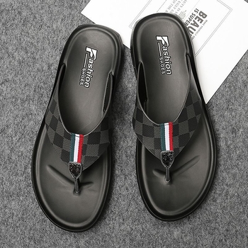 Férfi nyári tengerparti szandálok, nyitott lábujjakkal, laza stílus, PU felsőrész, poliuretán talp, flip-flop zárás