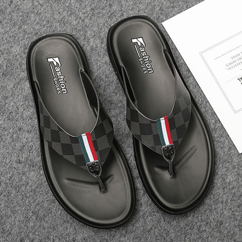 Férfi nyári tengerparti szandálok, nyitott lábujjakkal, laza stílus, PU felsőrész, poliuretán talp, flip-flop zárás