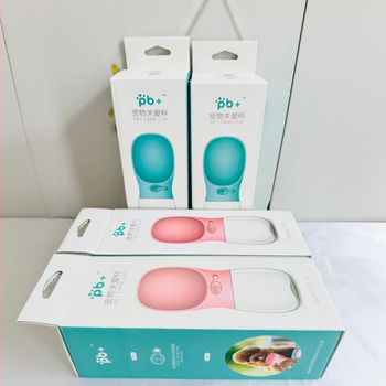 Φορητή φιάλη νερού για κατοικίδια με ενσωματωμένο ποτιστικό για σκύλους και γάτες, κατάλληλη για εξορμήσεις σε εξωτερικούς χώρους