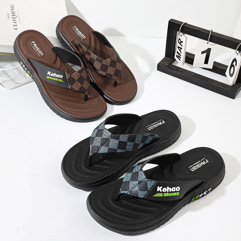 Flip-flops pentru bărbați - partea superioară din plastic, talpă din PVC, talpă injectată, degete deschise