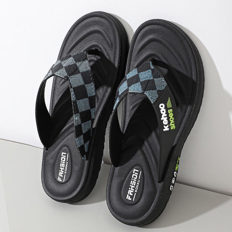 Flip-flops pentru bărbați - partea superioară din plastic, talpă din PVC, talpă injectată, degete deschise