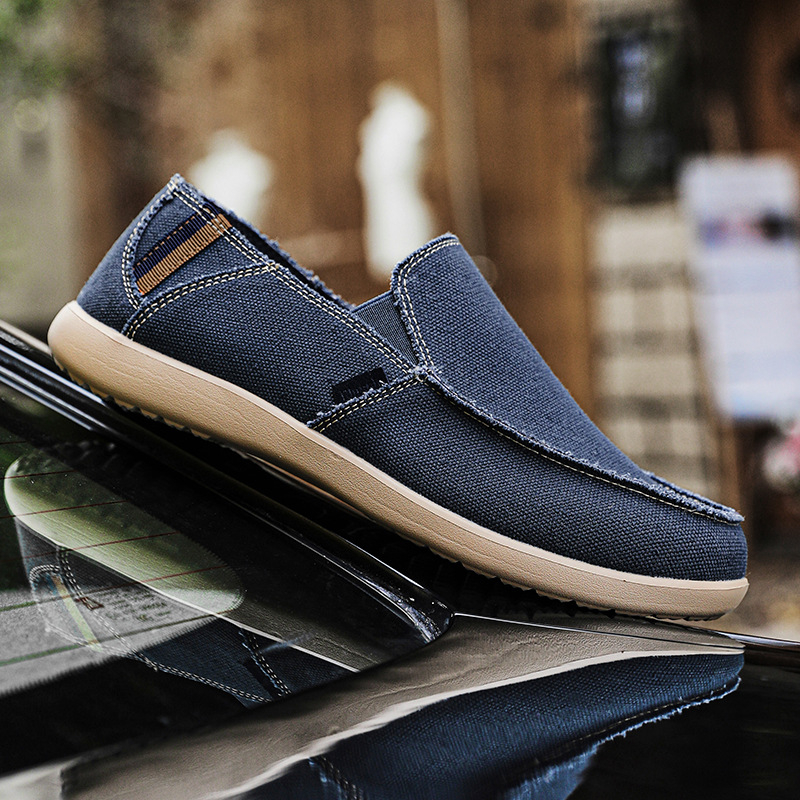 Muške platnene slip-on mokasice — prozračne, lagane, antislip, otporne na habanje; niski gornji dio, zaobljeni nos, gumasta podmetačka, tekstilni ulošak