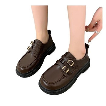 Női Mary Jane lapos cipők slip-on kialakítással és egy pántos csattal; felsőrész mesterséges fleece anyagból; talpbetét gyapjú; gumitalp; középmagas szár