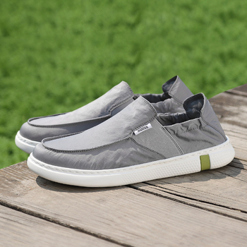 Muške casual slip-on mokasice s gornjim dijelom od brušene kože, potplat od breskvnog drveta, Goodyear šav, ljeto