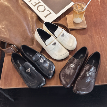 Ženske Slip-On Mokasine, mikrovlaknena koža, okrugli nos, niski 1-3 cm, gumeni đon