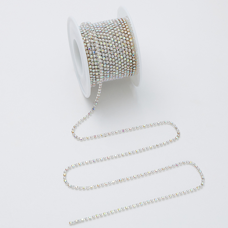 Lanac s perlama i dijamantima za DIY dodatke, elektroplatirani metal, podrijetlo Yiwu, zima 2023