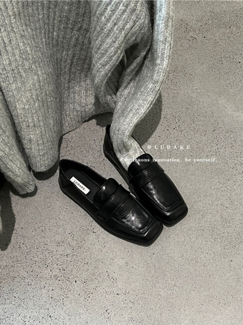 Γυναικείοι Loafers με τετράγωνη μύτη, κορεατικού στυλ, επάνω μέρος από μικροϊνες, χαμηλό τακούνι 1-3 cm, σόλα από καουτσούκ