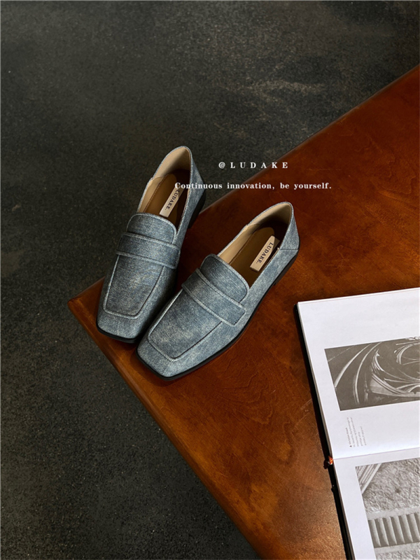 Γυναικείοι Loafers με τετράγωνη μύτη, κορεατικού στυλ, επάνω μέρος από μικροϊνες, χαμηλό τακούνι 1-3 cm, σόλα από καουτσούκ