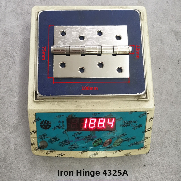 Vasból készült sík pánt golyóscsapággyal faajtókhoz és hajtogatható szekrényekhez — modern, egyszerű stílus