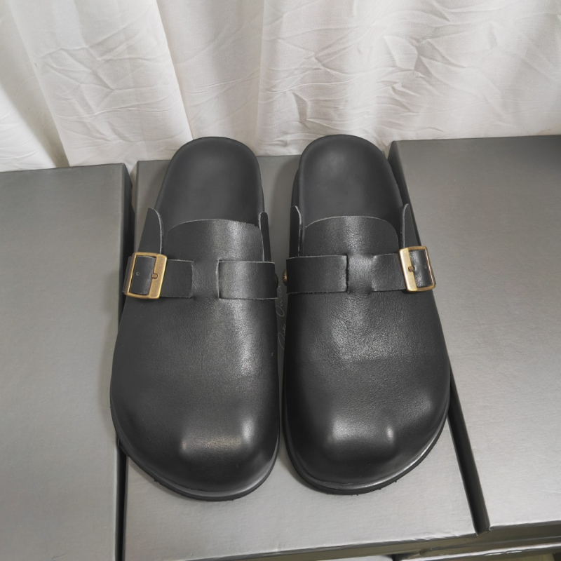 Muške slip-on loaferice s debelom gumom na potplatu, gornji dio od kravljeg kože, šivanje potplata, ljeto 2025