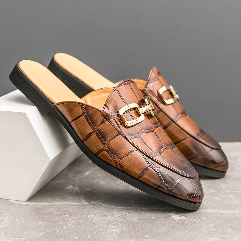 Muške kožne slip-on papuče, casual, zatvoren prst, gumeni potplat, reljefna obrada, ljeto 2025