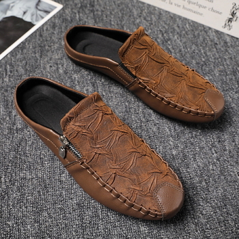 Yuji muške Baotou slip-on papuče, opušten stil, prozračni gornji dio od umjetne kože, gumeni potplat, ugravirani završni sloj