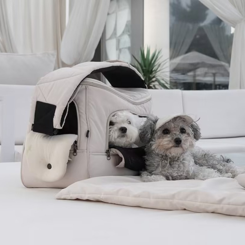 Állatbarát hátizsák kutyáknak és macskáknak, poliészterből, 30–40 L kapacitás, univerzális használat, közepes-tól puha merevség