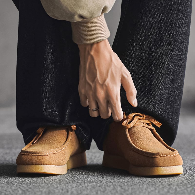 Slip-on kožne loaferice s okruglim nosom, gumena potplata, niski potpetica 1-3 cm