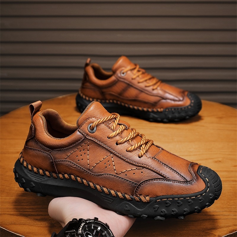 Loafers s gornjim dijelom od super vlakna, PU ulošak, gumeni potplat, okrugli vrh, vezanje