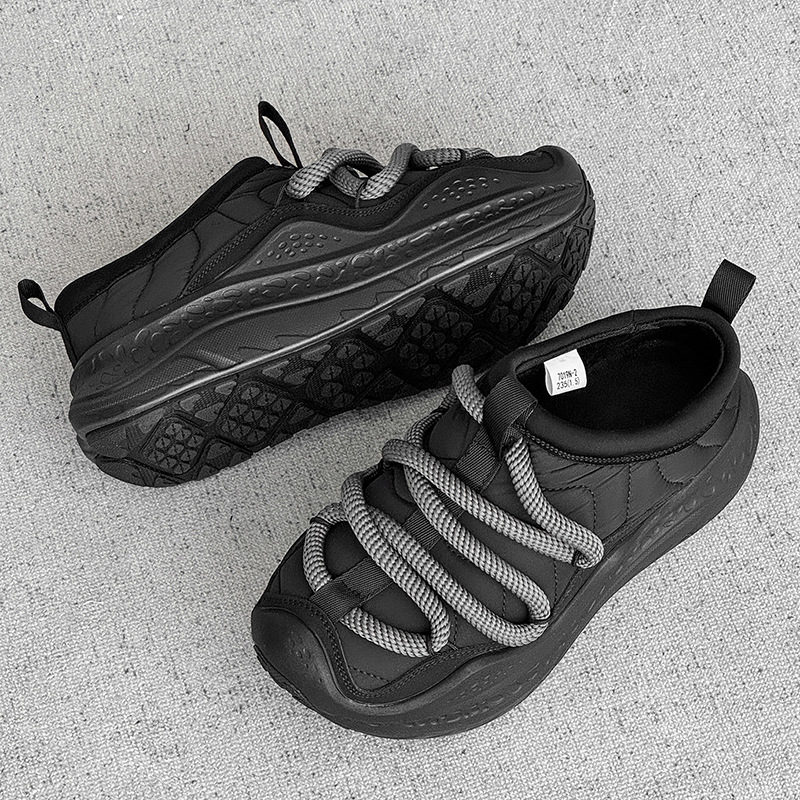 Muške outdoor slip-on tenisice s plišanim podstavom, niski profil, protuklizna gumena potplata, debeli potplat