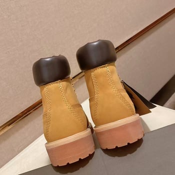 Martin čizme, unisex, kožna gornja strana; PU podstava i uložak; gumeni đon; srednja visina potkoljenice; prednje vezivanje šnira