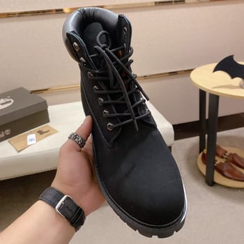 Martin čizme, unisex, kožna gornja strana; PU podstava i uložak; gumeni đon; srednja visina potkoljenice; prednje vezivanje šnira