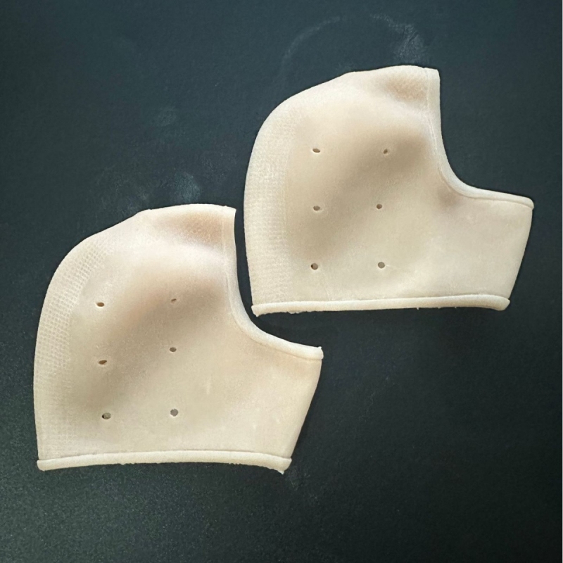 Κάλυμμα φτέρνας από σιλικόνη – προστασία από ρωγμές και τριβή; Μοντέλο: Κάλυμμα φτέρνας; Κατάλληλο για sneakers, δερμάτινα παπούτσια, μποτάκια, σανδάλια; Στυλ: καθημερινό