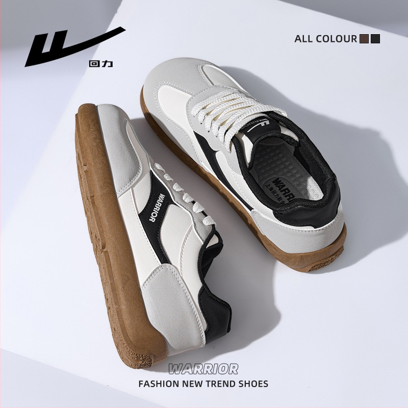 Niske sportske tenisice s gornjim dijelom od sintetičke kože, PVC potplat injektiran, vezanje šnure, okrugli vrh, 1–3 cm peta