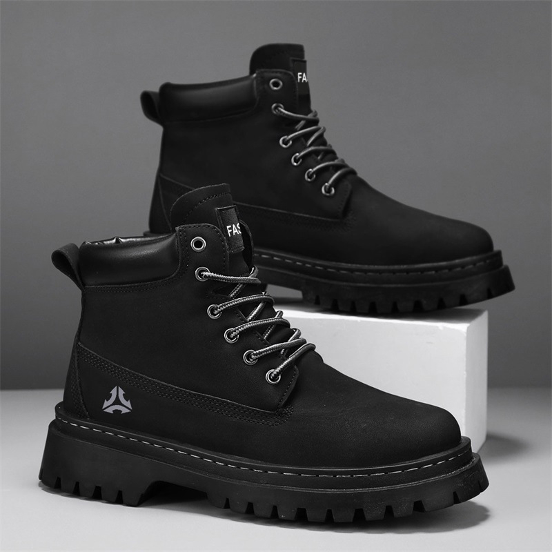 Férfi Martin bakancsok, magas téli csizmák elöl fűzővel, csúszásmentes és melegek; felső PVC, talp PVC, PU talpbetét, dőlő sarok 1-3 cm