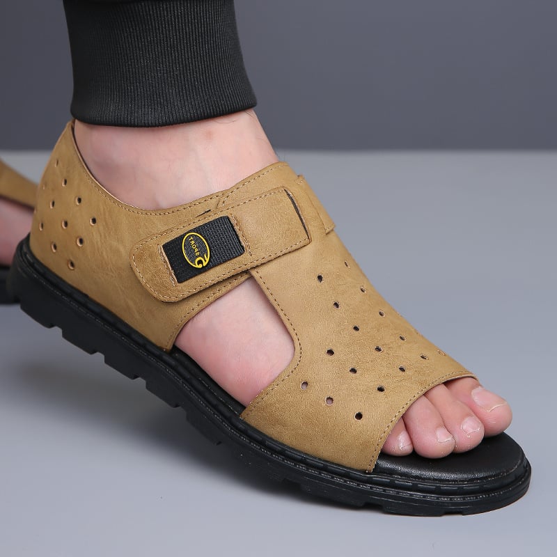 Muške sandale s otvorenim prstom, ležernog stila, gornji dio od ultra-fiber kože, gumena potplata, Velcro zatvarač, prozračnost