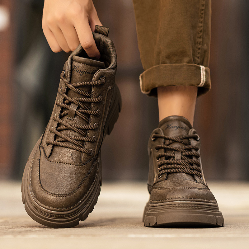 Мъжки ботуши Мартън, горна част микрофибър кожа, гумена подметка, кръгъл нос, среден ток 3–5 см, мрежеста подплата