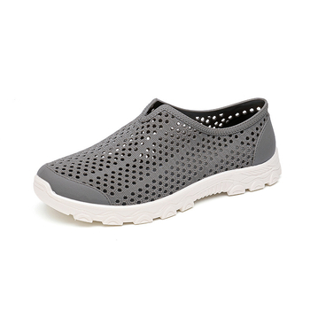 Мъжки PVC сандали, горна PVC, подметка PVC, Баотоу форма на пръста, дишащи и противохлъзгащи