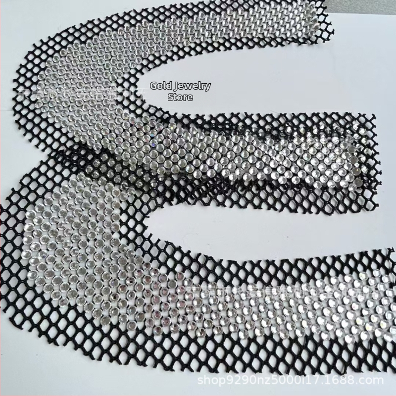 Sieťová vrchná časť topánky so strassovými ozdobami, No.30 kryštálov, model 4445, tvar U, Alley