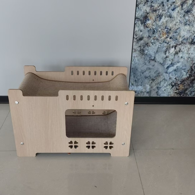 Дървено котешко гнездо с висяща лежанка – четири сезона, дишащо и топло, за вътрешна и външна употреба