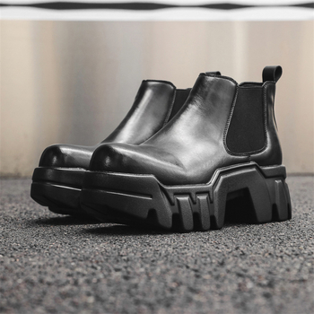 Muške Martin čizme s gornjim dijelom od mikrovlakana, okrugli vrh, srednji pet 3–5 cm, protuklizni gumeni potplat