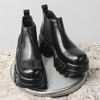 Muške Martin čizme s gornjim dijelom od mikrovlakana, okrugli vrh, srednji pet 3–5 cm, protuklizni gumeni potplat