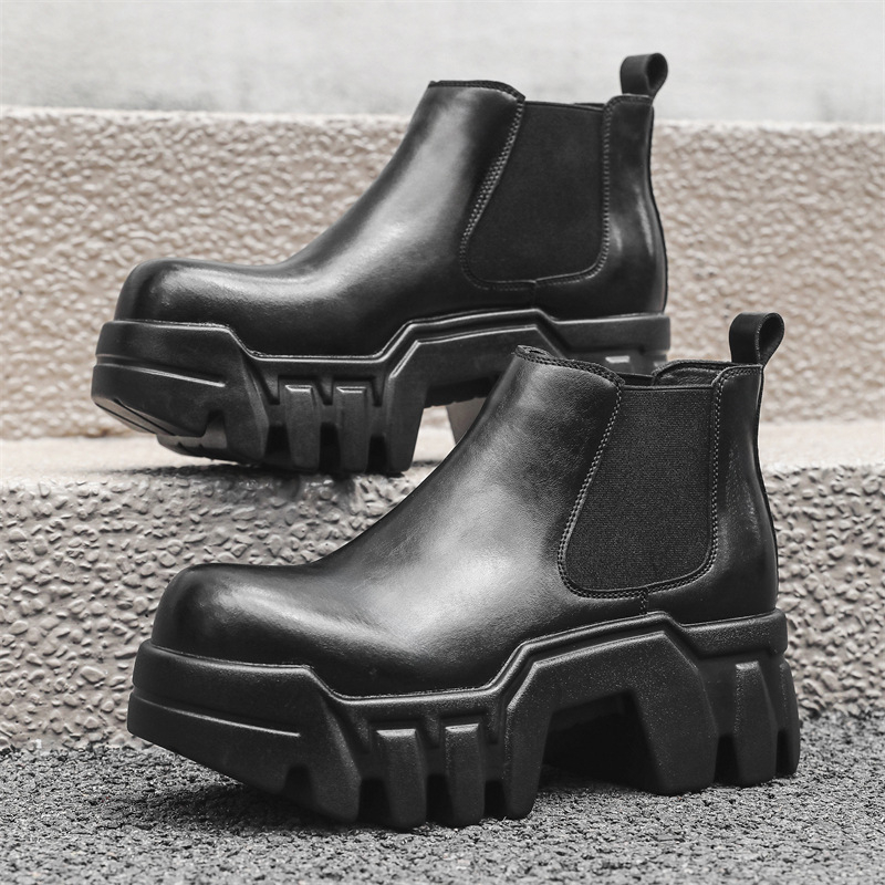 Muške Martin čizme s gornjim dijelom od mikrovlakana, okrugli vrh, srednji pet 3–5 cm, protuklizni gumeni potplat