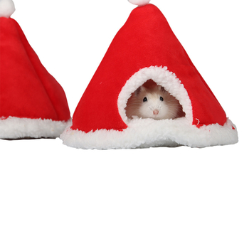 Hrčak pamukasto gnijezdo, topli zimski dizajn i božićna kapa