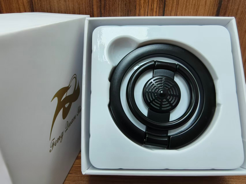 MagSafe držač telefona s prstenastim nosačem — univerzalni model, 360° rotacija, skl опivi, metalni materijal, cinkova legura, protiv podrhtavanja, sprej za miris