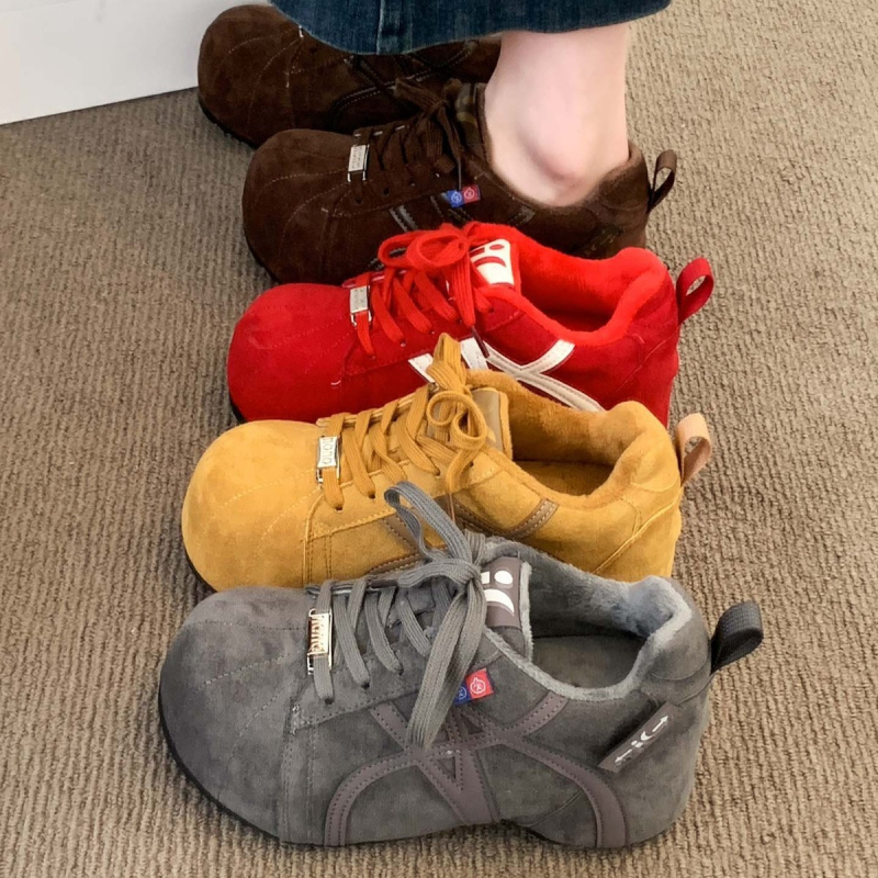 Ženske casual tenisice s unutarnjim povećanjem visine, fleece podstava, gumeni potplat, low-top dizajn, visina pete 3–5 cm