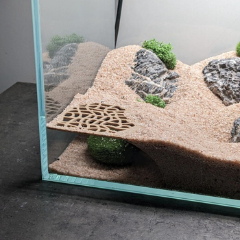 Sklonište za ribe i škampe – leglo uzgoja u akvariju, dekorativna špilja, marka Favorite, porijeklo Shandong, 500 g