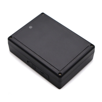 GPS tracker za vozila s ugrađenom antenom, točnost GPS 5 m, IP65 vodootporan, polimerna baterija, vibracijski alarm