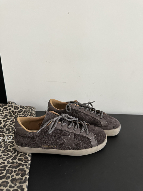 Ženske zimske tenisice s flecom, leopard uzorak, gornji dio od nubuka govedje boje, dvostruka podstava od svinjske kože, vezanje, retro stil, gumeni potplat