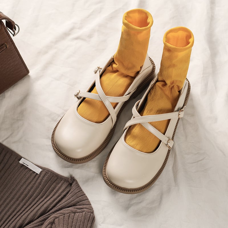 Ženske JK kožne cipele od sintetičke kože, okrugli vrh, niski pet 1-3 cm, gumeni potplat, EVA ulošak, u stilu JK uniforme