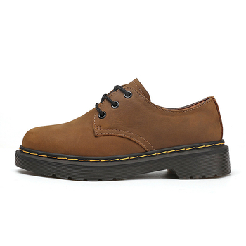 Ženske casual kožne gležnjače s okruglim vrhom, Crazy Horse koža, niski pet 1–3 cm, vezanje