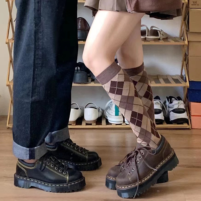 Vintage kožne tenisice s niskim vrhom, okrugla nosnica, debela potplata, Goodyear konstrukcija