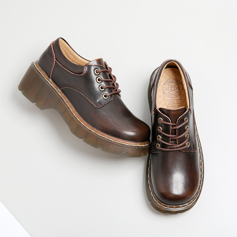 Pantofi din piele în stil colegiu, talpă groasă, din două straturi de piele de vacă, vârf rotund, toc mediu 3-5 cm, talpă din tendon de vițel