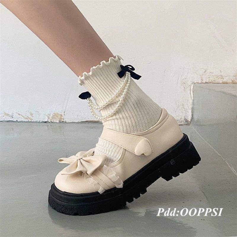 Ženske Mary Jane cipele u japanskom stilu, niski kitten heel, kopčanje na Velcro, gornji dio od umjetnog pliša, potplat od prirodne gume