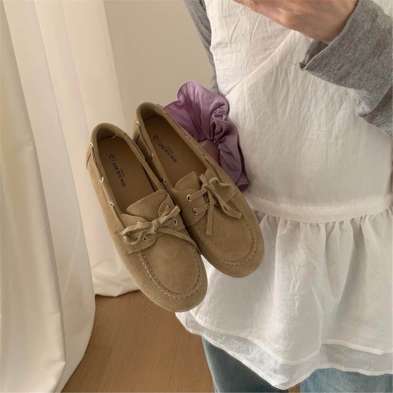 Pantofi damă loafer din piele de vițel, stil coreean, cu șireturi, vârf rotund, toc plat mic (1–3 cm)